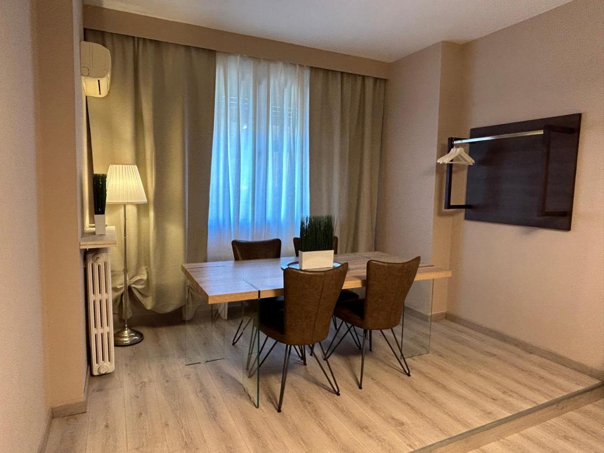 Luxury Triple Room