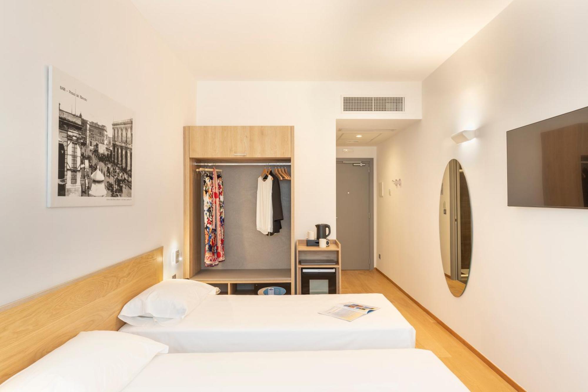Double or Twin Room Shower