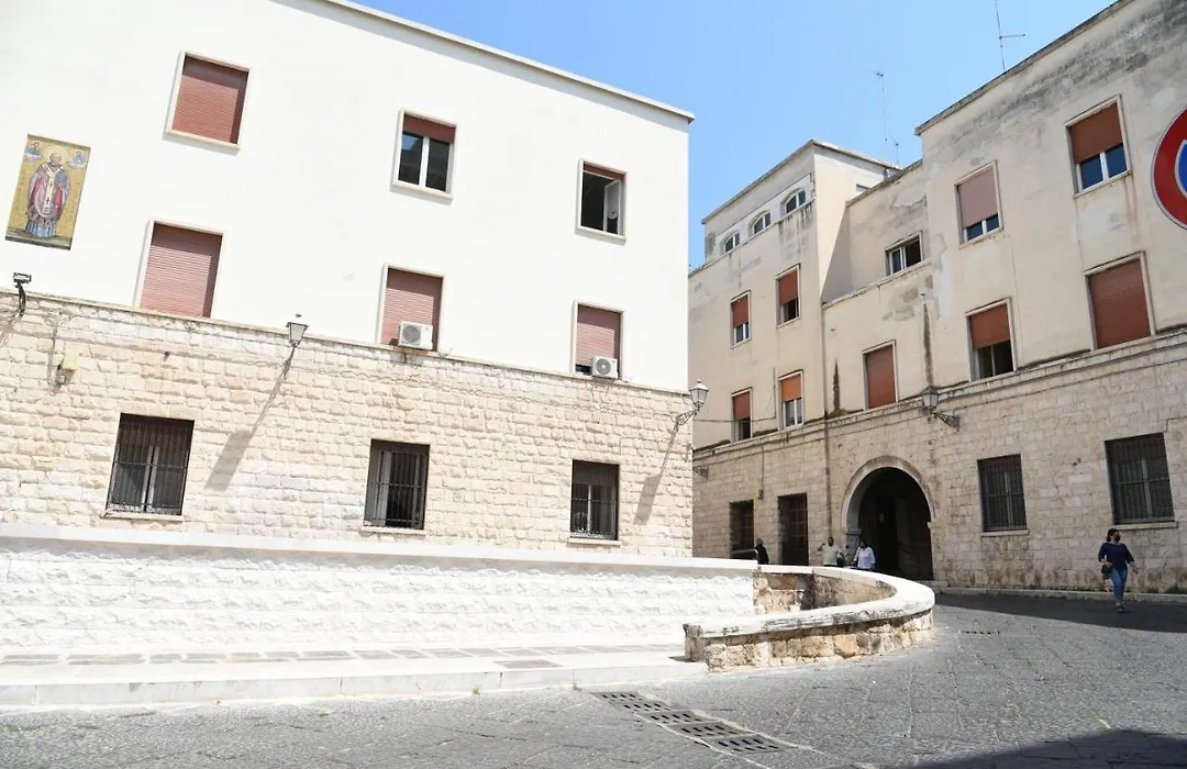Palazzo Del Carmine-1
