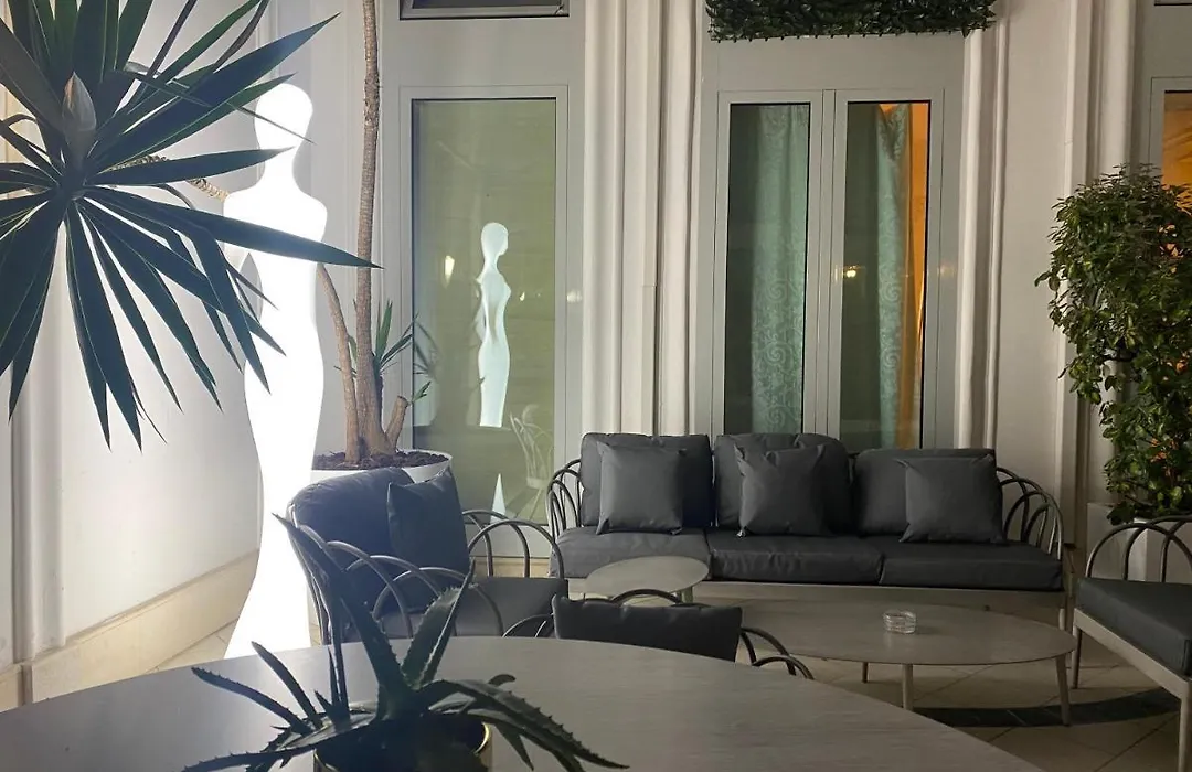 Sisuites-1