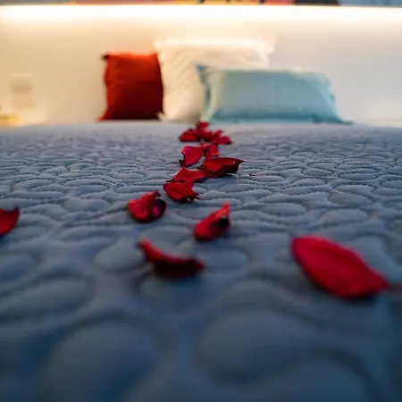 L' Angolo Dei Poeti - Bed And Breakfast-3