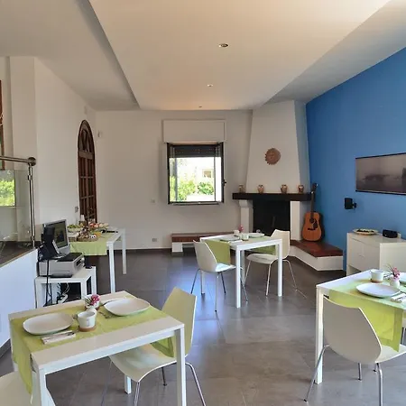 Bed And Breakfast La Villa Ambienti Sanificati Con Generatore Di Ozono-2