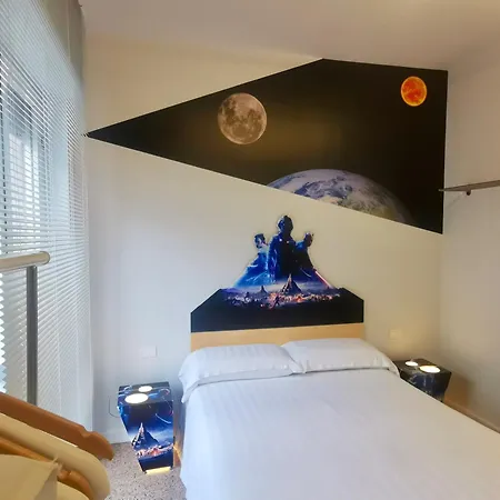 Red Carpet Rooms-3